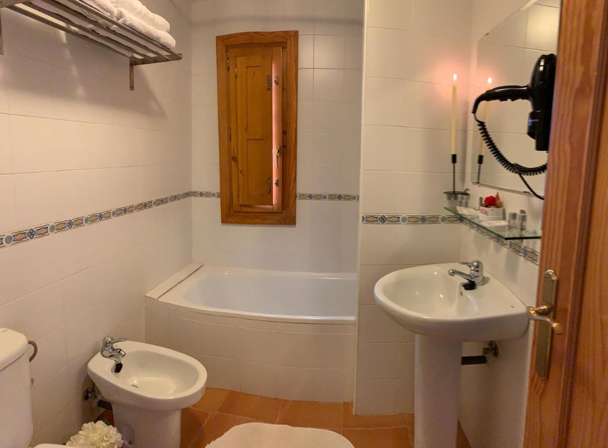Casa Rural Laguarta - Restaurante Guest House Ngoại thất bức ảnh
